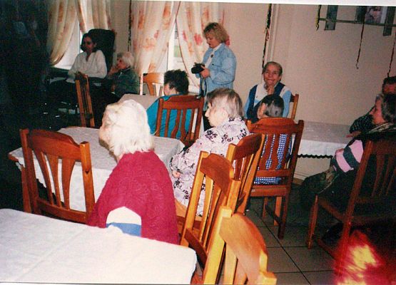 Młodzież z Zespołu Szkół Gospodarki Żywnościowej i Agrobiznesu przybyli z bajkami grafika