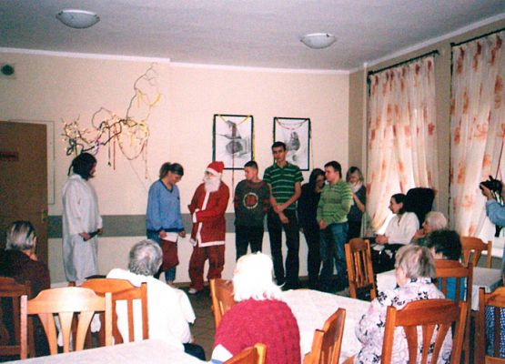 Młodzież z Zespołu Szkół Gospodarki Żywnościowej i Agrobiznesu przybyli z bajkami grafika