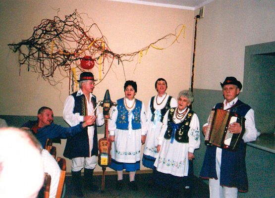 Karnawał rozpoczeliśmy zabawą w DPS nr 1 grafika