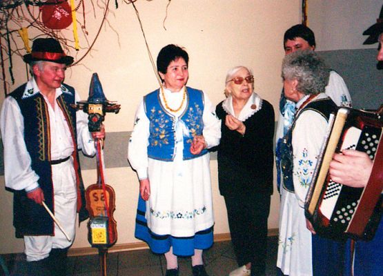 Karnawał rozpoczeliśmy zabawą w DPS nr 1 grafika